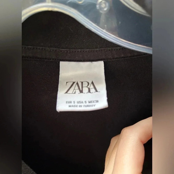 ☀️ZARA black quater  zip sweater - Picture 4 of 6